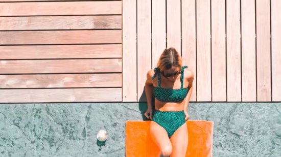 El bikini de Decathlon con efecto moldeador que reduce hasta dos tallas al instante