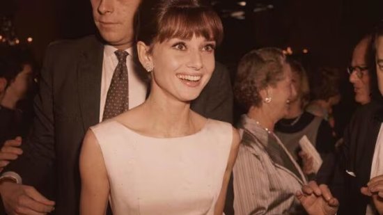 Icónica, elegante e irrepetible: Audrey Hepburn en 10 libros imprescindibles