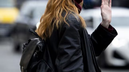 Esta mochila de Decathlon con mil compartimentos es la mejor para viajar como equipaje de mano