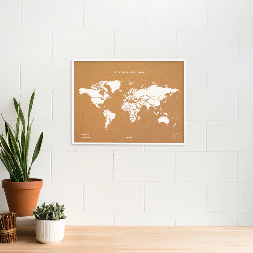 Mapamundi corcho - Imagen: Woody Map Natural World