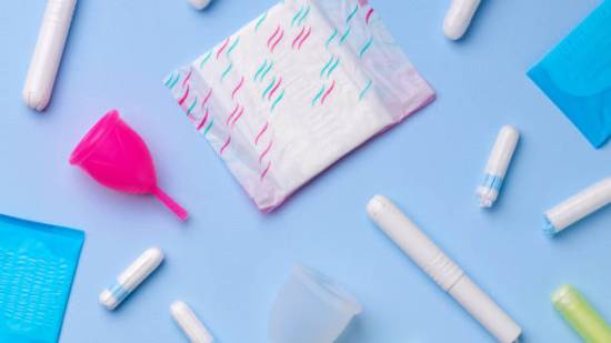 Comienza la distribución gratuita de productos para la menstruación en las farmacias