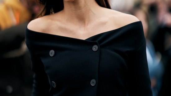 Paris str F24 0468 street style