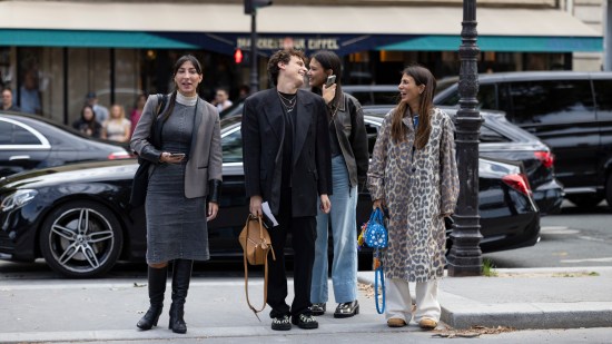 London str F23 1456 traje street style