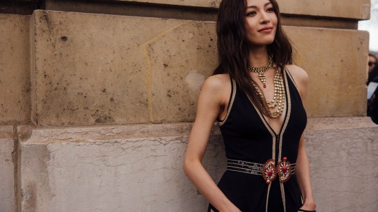 Paris str F24 1812 street style