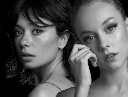 que-muera-el-amora-anna-castillo-y-ester-exposito-protagonistas-serie