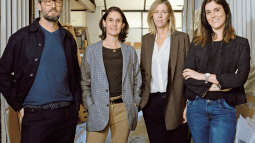 Una nueva galería con décadas de oficio, capitaneada por cuatro galeristas con una importante trayectoria: Álex Nogueras, Rebeca Blanchard y las hermanas De Muga, Patricia y Marta.