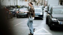 London str F24 1108 street style