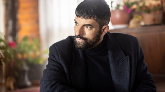 Engin Akyürek.