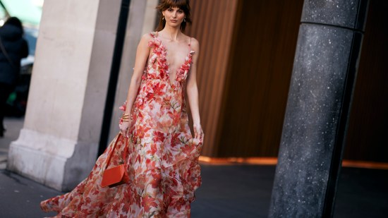 Paris str F24 3117 vestido street style