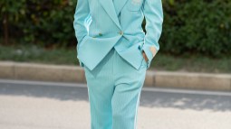 Milano str S23 1124 traje street style