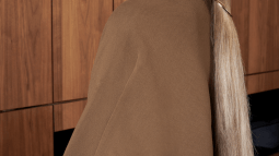 Pelo largo