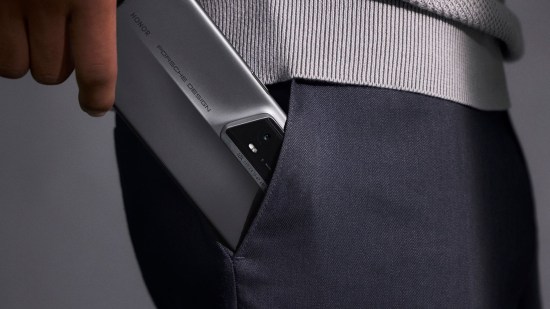porsche-design-honor-magic-v2-04