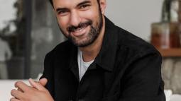 Engin Akyürek.