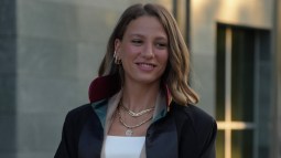 Serenay Sarikaya