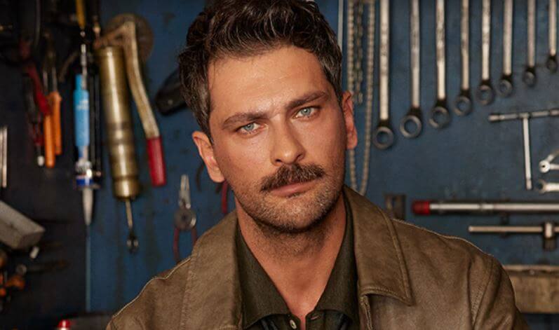 Onur Tuna.