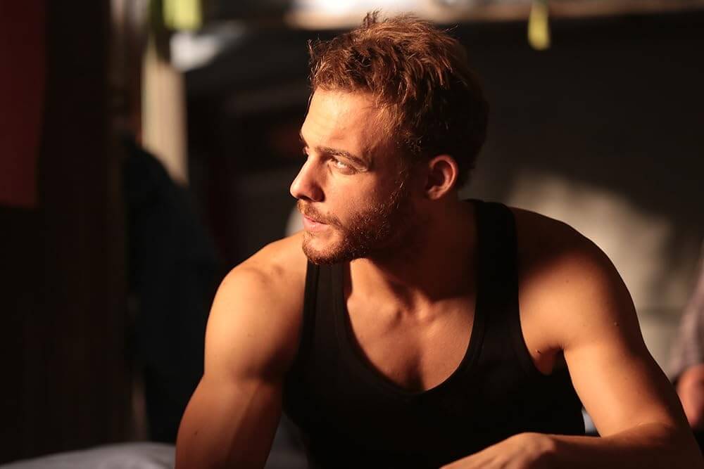 Kerem Bürsin.