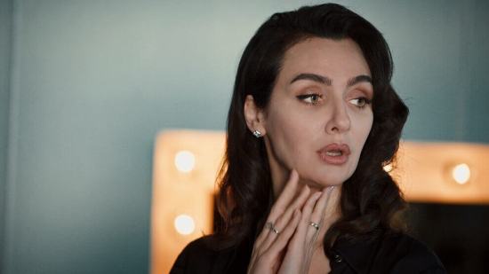 Birce Akalay.