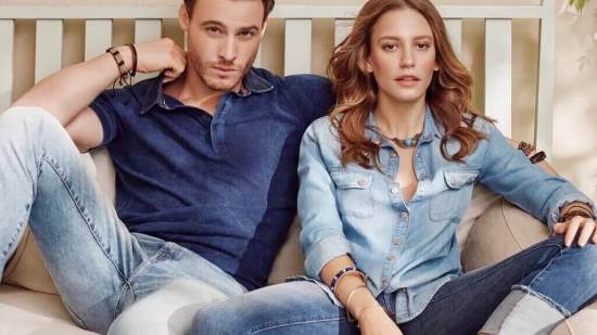 Serenay Sarikaya y Kerem Bürsin