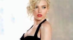 Scarlett Johansson  ⠀
