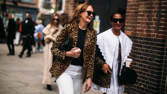 Paris str F22 0183 street style