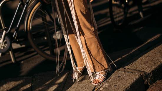 Paris str S23 2511 sandalias street style