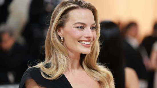 margot robbie en la met gala de 2023