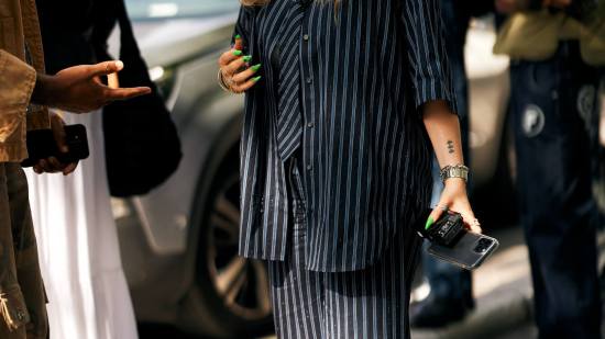portada suplemento acne dermatologa street style belleza