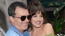 Dakota Johnson y Antonio Banderas