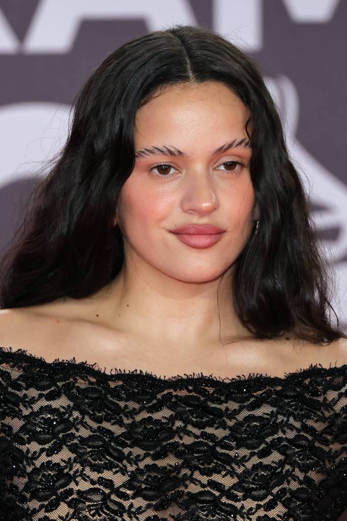 la cantante rosalia en la celebracion de los latin grammy en sevilla