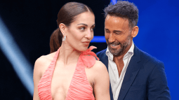 Hiba Abouk y Escassi