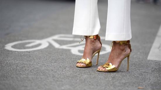 sandalias street style
