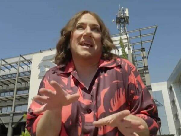 Carlos Latre imitando a Tamara