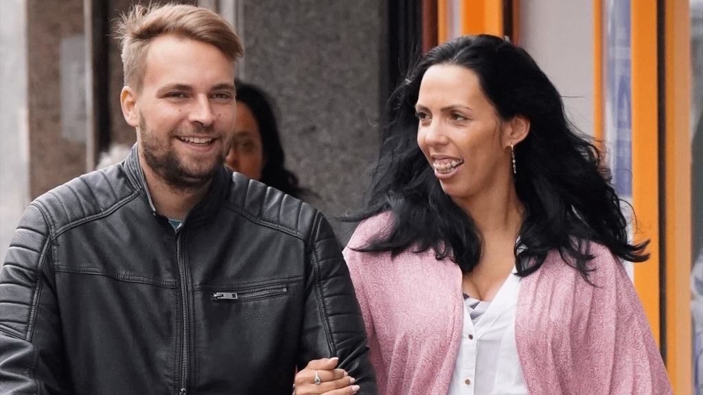 José María junto a su esposa y archienemiga de Carmen Borrego - El independiente