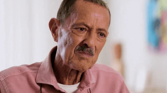 Julián Muñoz se derrumba