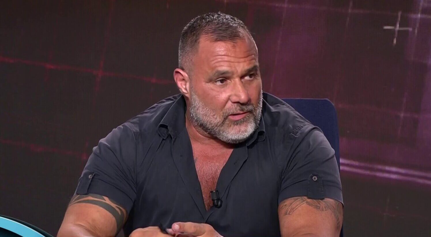 José Félix Ramajo sentado en el plató de 'Horizonte'