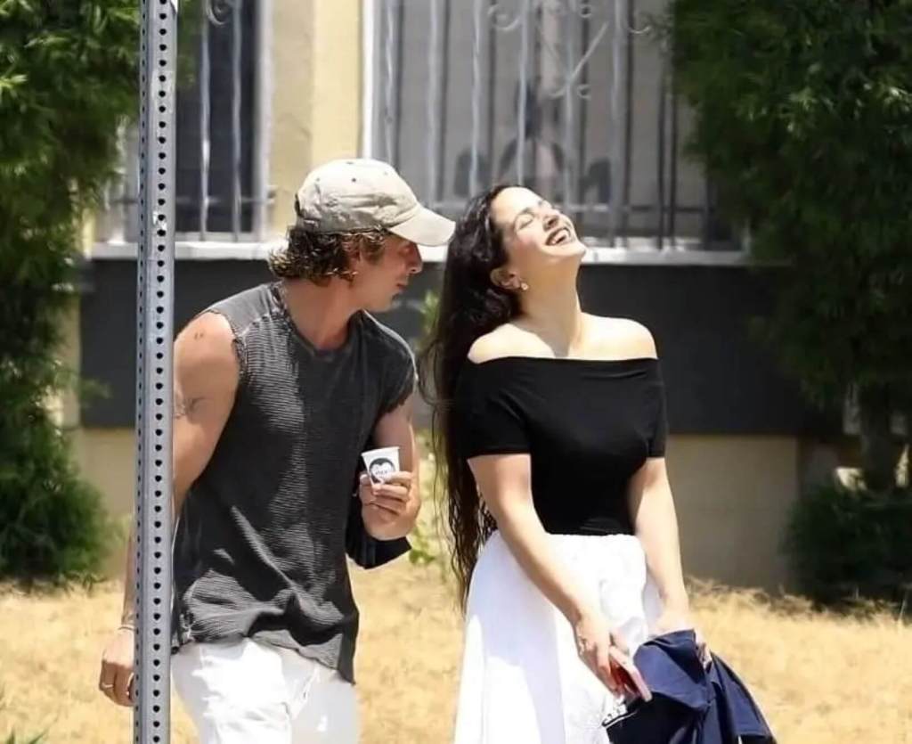 Rosalía y Jeremy en L.A