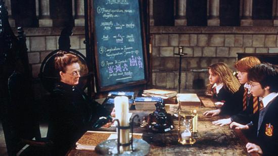 Harry Potter y Hermione se despiden de Maggie Smith