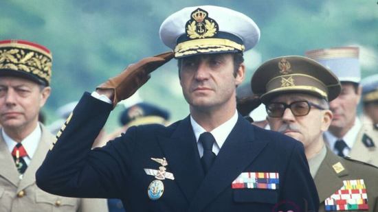 Juan Carlos I en un desfile militar