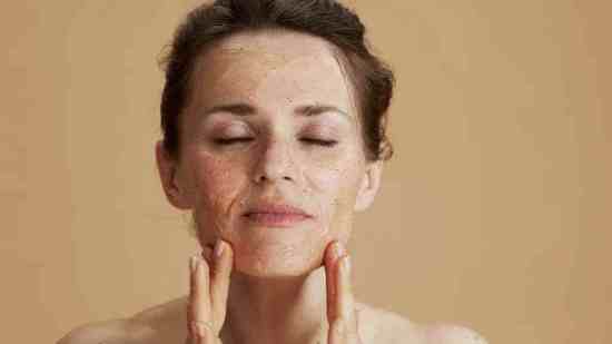 Exfoliación facial - Getty Images