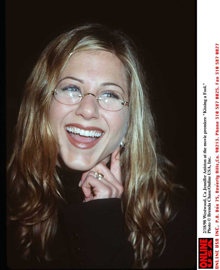 Jennifer Aniston durante la premiere de "Kissing a Fool" (2/18/98) - Getty Images