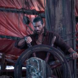 Can Yaman durante el rodaje de 'Sandokan'