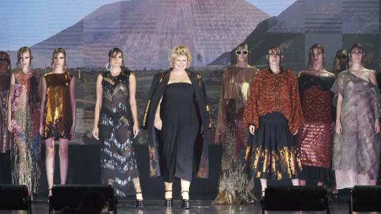Desfile colección Islas Canarias Otoño-Invierno 24/25 x Juan Duyos