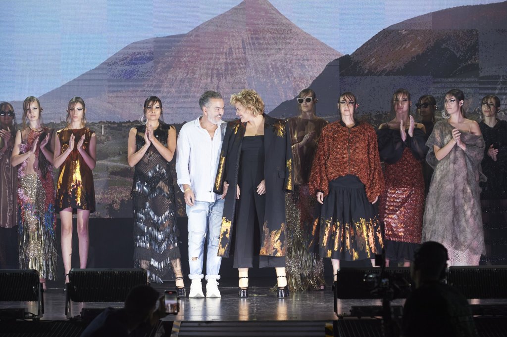 Desfile colección Islas Canarias Otoño-Invierno 24/25 de Juan Duyos