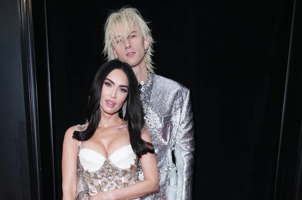 Megan Fox y Machine Gun Kelly- Billboard