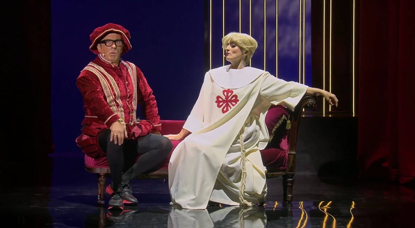 Andreu Buenafuente y Silvia Abril en una parodia de Don Juan Tenorio protagonizada por Juan Carlos I y Bárbara Rey