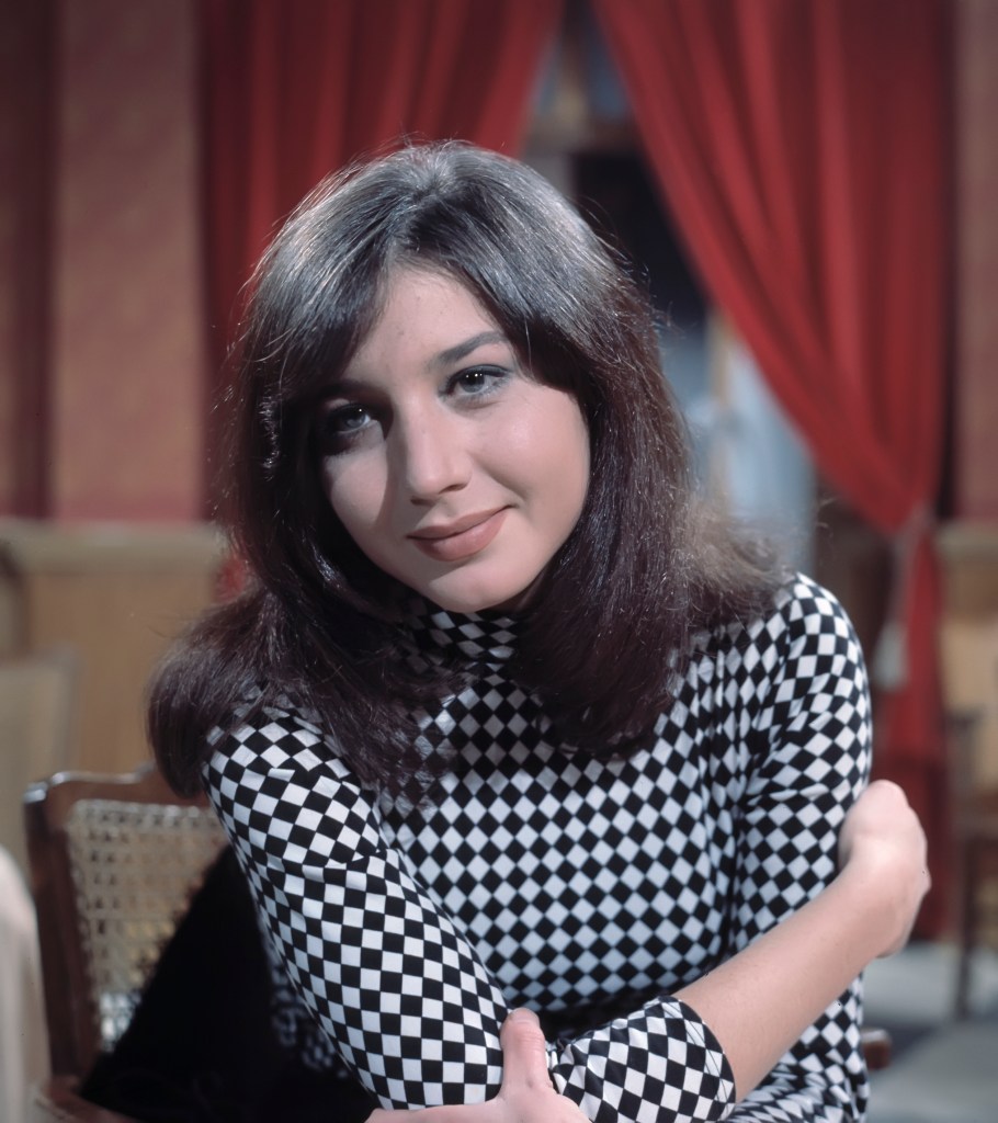 La actriz Marisa Paredes de joven