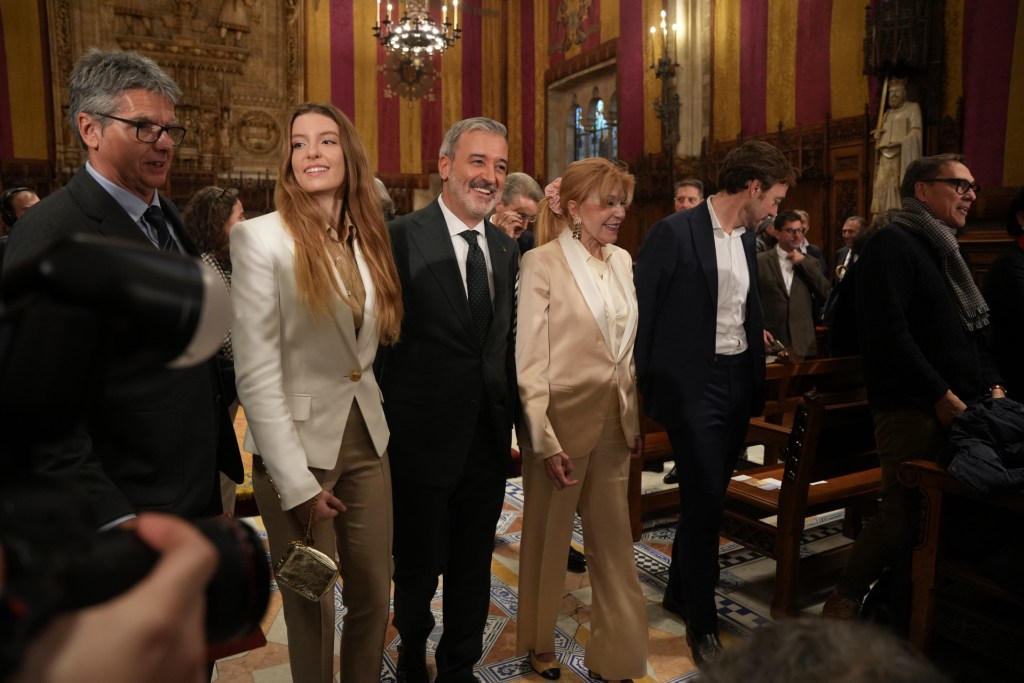 La Baronesa Thyssen y su hija María del Carmen Cervera en Barcelona