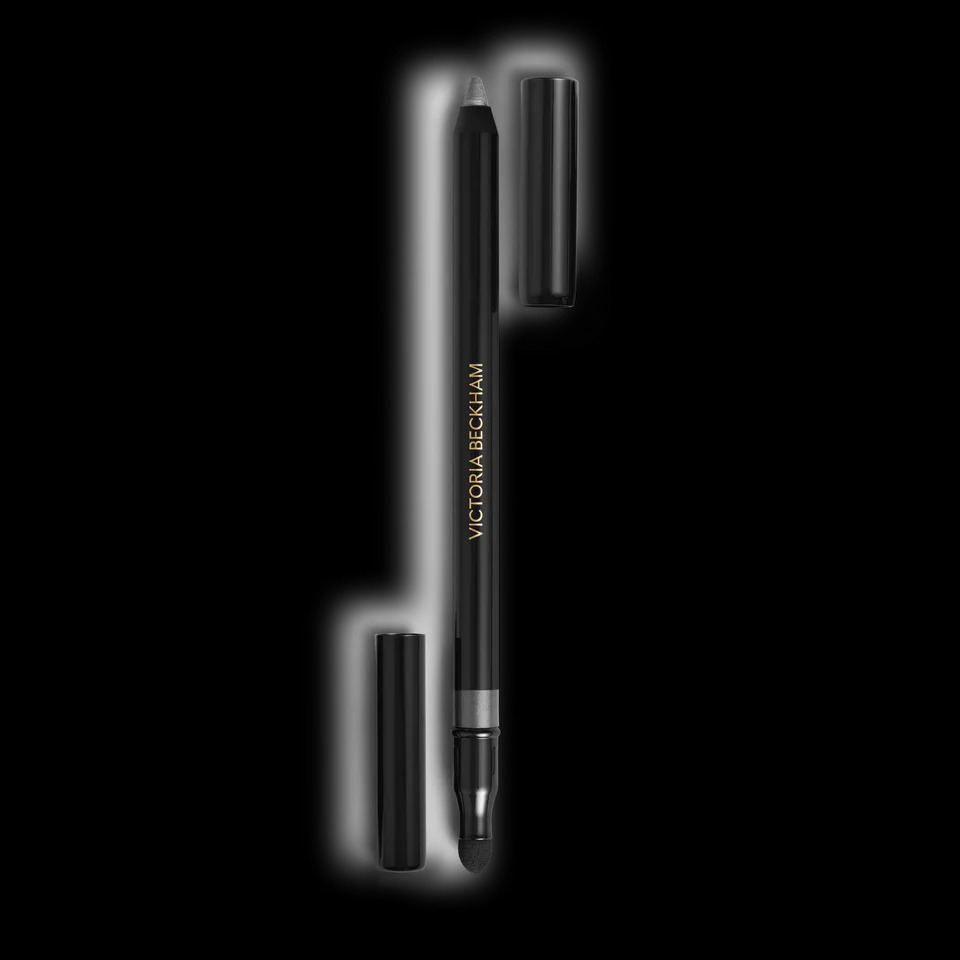 Satin Kajal Liner en Sea Grey - Imagen: Victoria Beckham Beauty