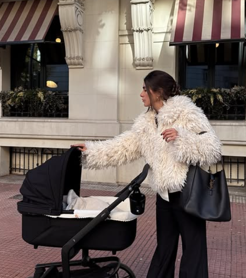 Look abrigo de pelo Madrid - Imagen: Instagram Mery Turiel