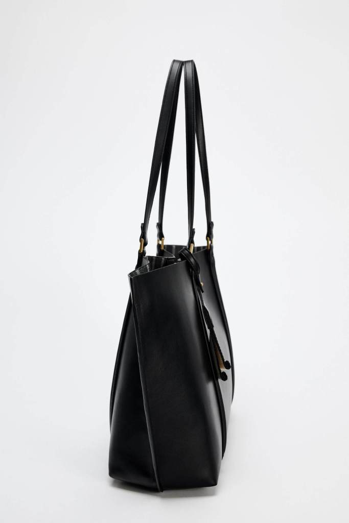 Descubre uno de los bolsos más virales de Zara que ahora está de descuento - Fuente: Zara